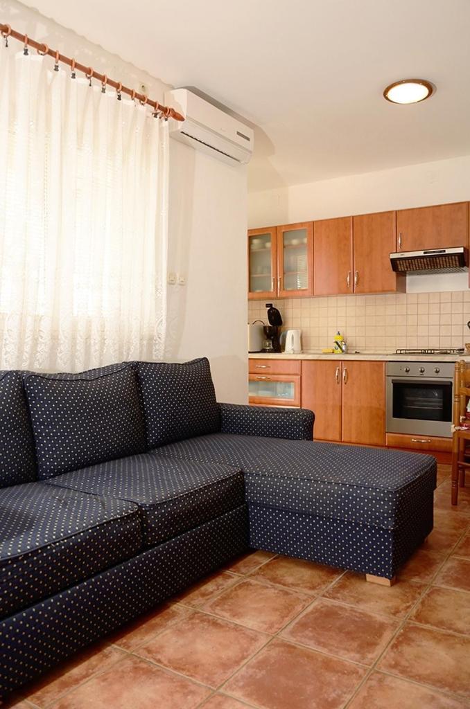 Apartments With A Parking Space Senj - 11520 Kamer foto